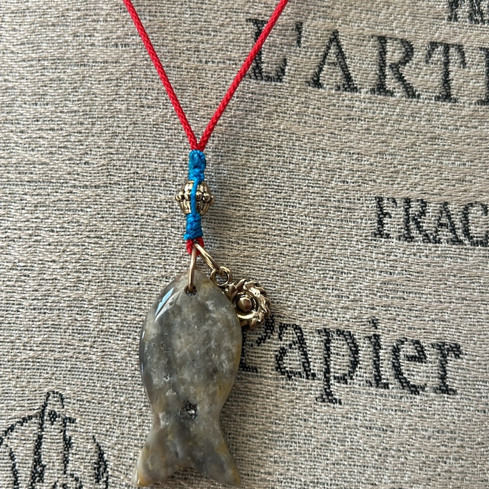 NWT Free People Red Cord Adjustable Necklace with Fish Pendant - Picture 5 of 9